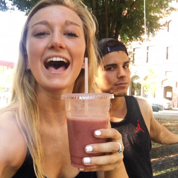 Meet your Posher, Megan - Picture 1 of 1